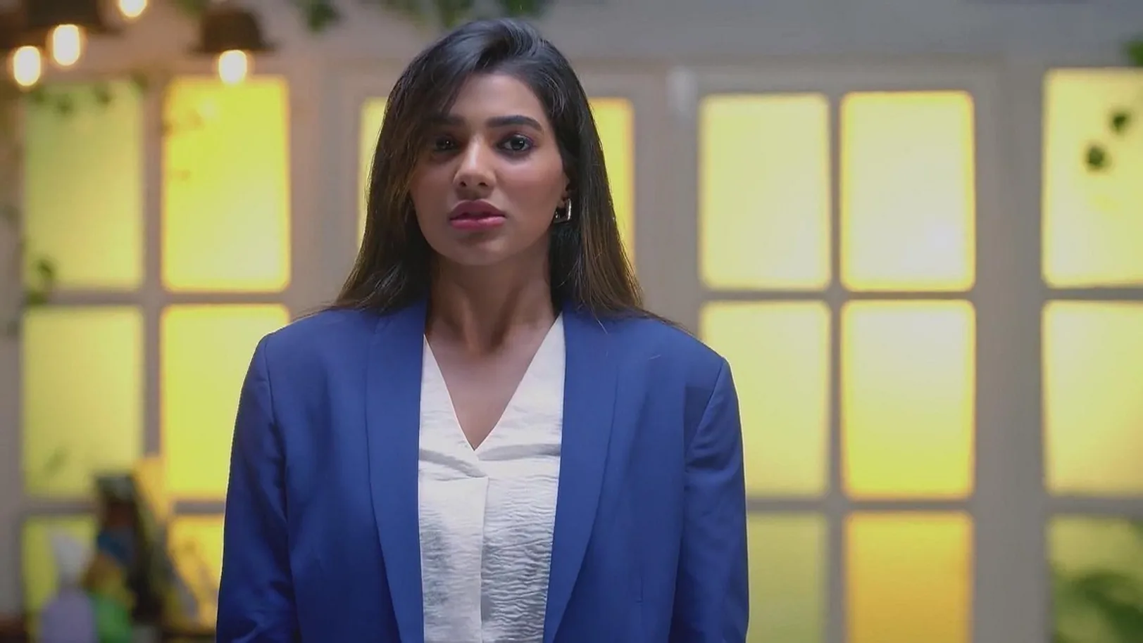 Jeeva Scolds Maya | Nenjathai Killathe 