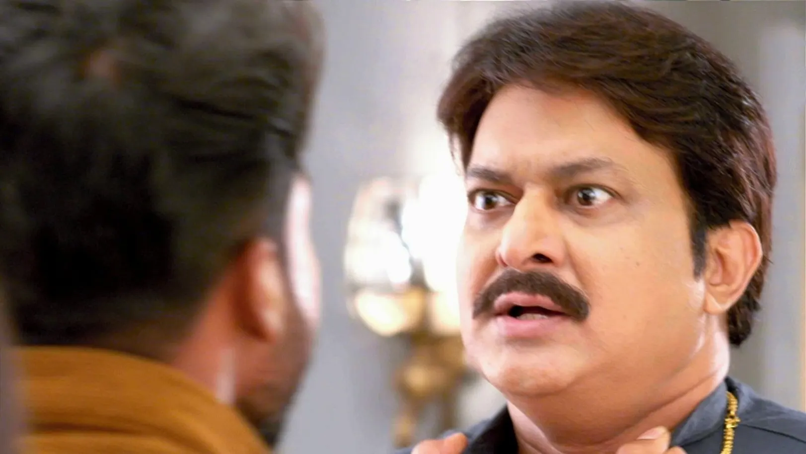 Adhipati Learns that Bhuvaneshwari Was Ousted | Tula Shikvin Changlach Dhada | Promo