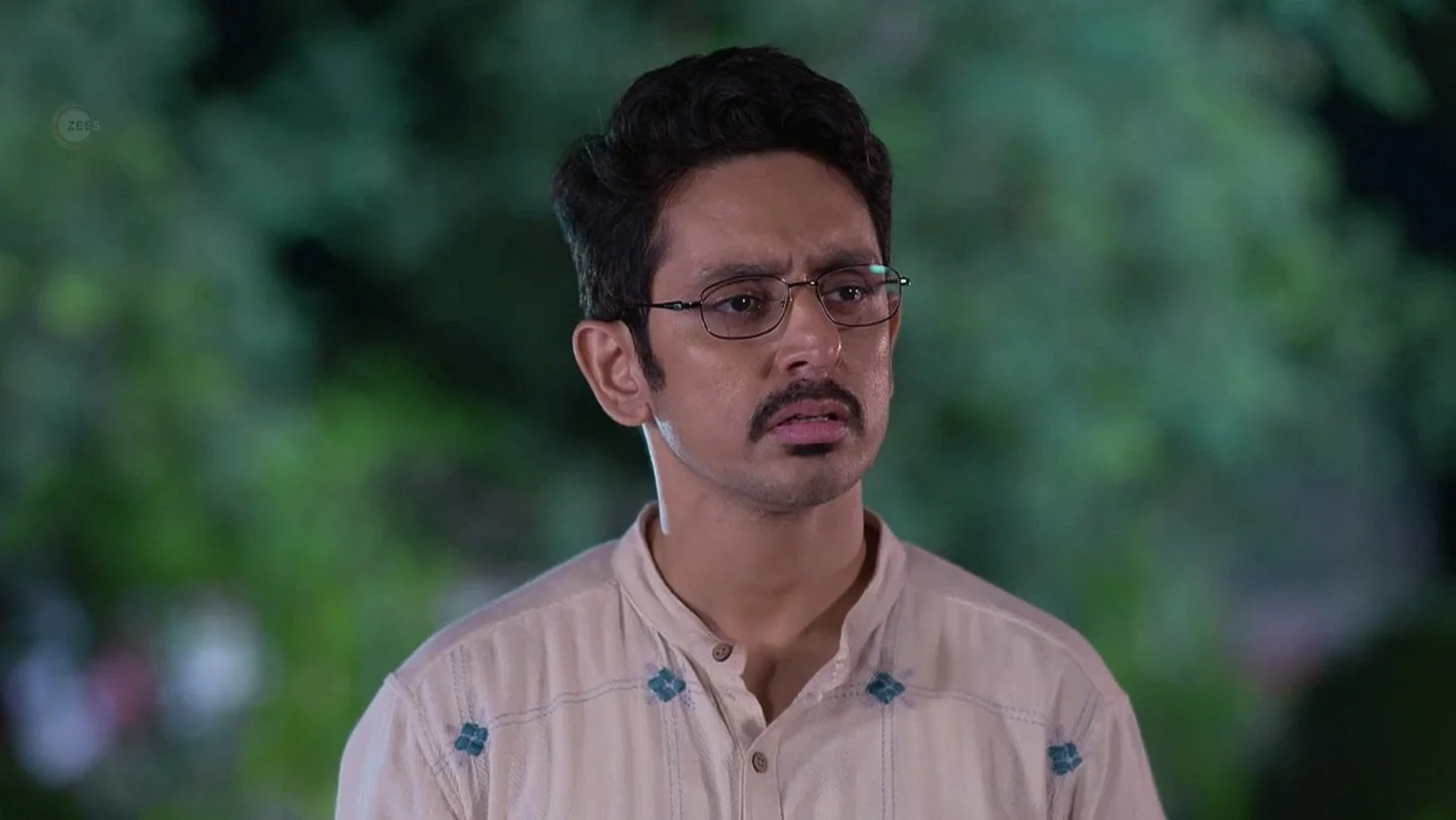 Arjun Offers to Drop Kankabati at College 28th August 2024 Webisode