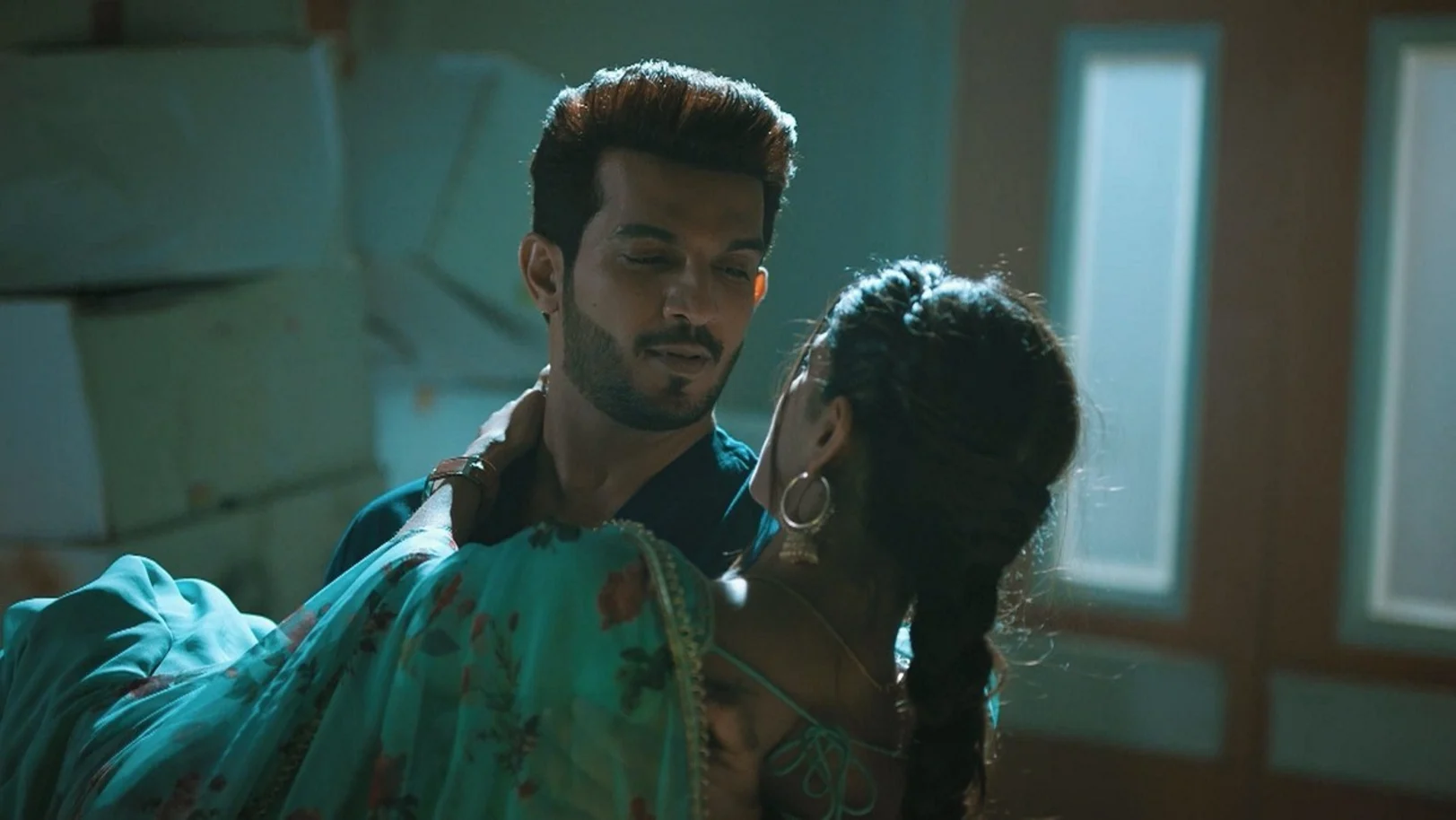 Nee Paathi Naan Paathi - 10 September, 2024