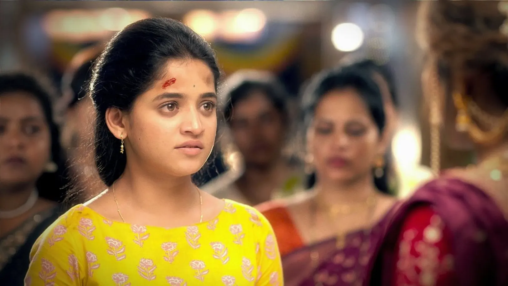 Ahilya Devi Slaps Disha | Paaru | Promo