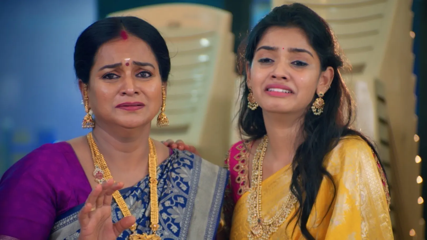 Sandhya Raagam TV Serial Online - Watch Tomorrow's Episode Before TV on ...