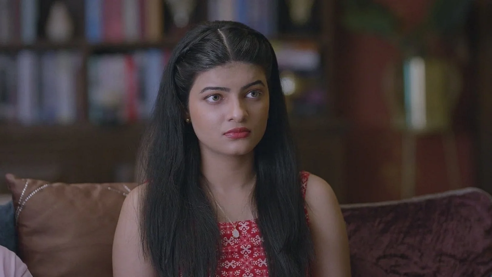 Vijay Is Happy with Abhay | Hamara Parivar 