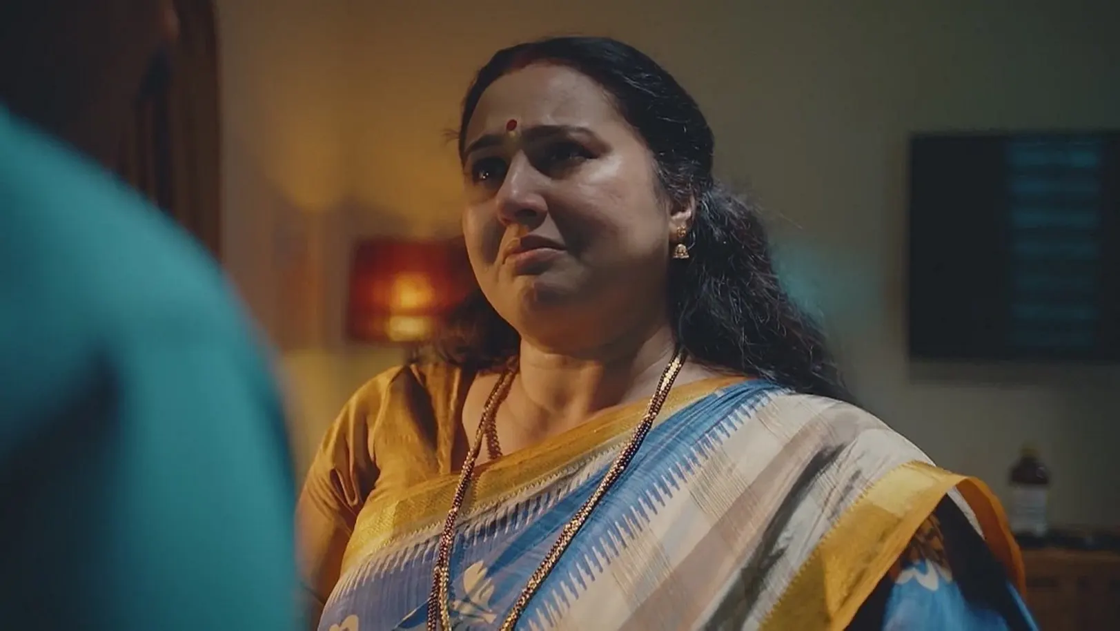 Janaki Shares Her Woes with Mahi | Apoorvaragam 
