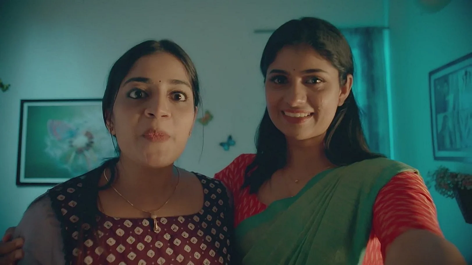 Devika Wishes Her Mother On Her Birthday | Apoorvaragam 
