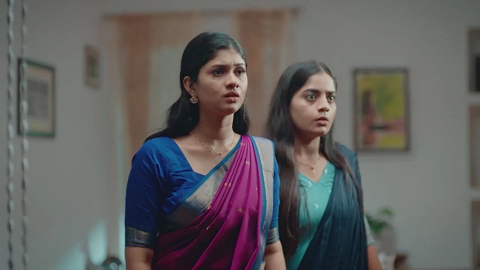 Bhadran Reaches Devika’s House | Apoorvaragam 