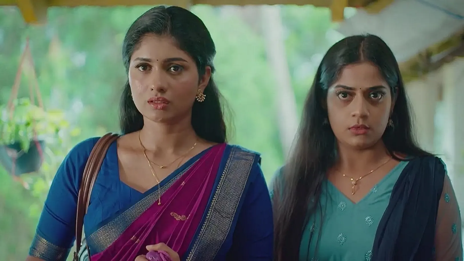Gopika Warns Swarnamma | Apoorvaragam 