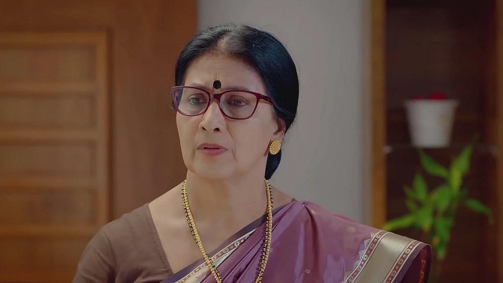 Smrithi Welcomes Siddharth Home | Apoorvaragam 