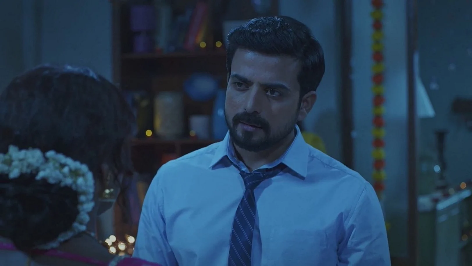The Neighbours See Shikhar Scolding Avani | Bas Itna Sa Khwaab 