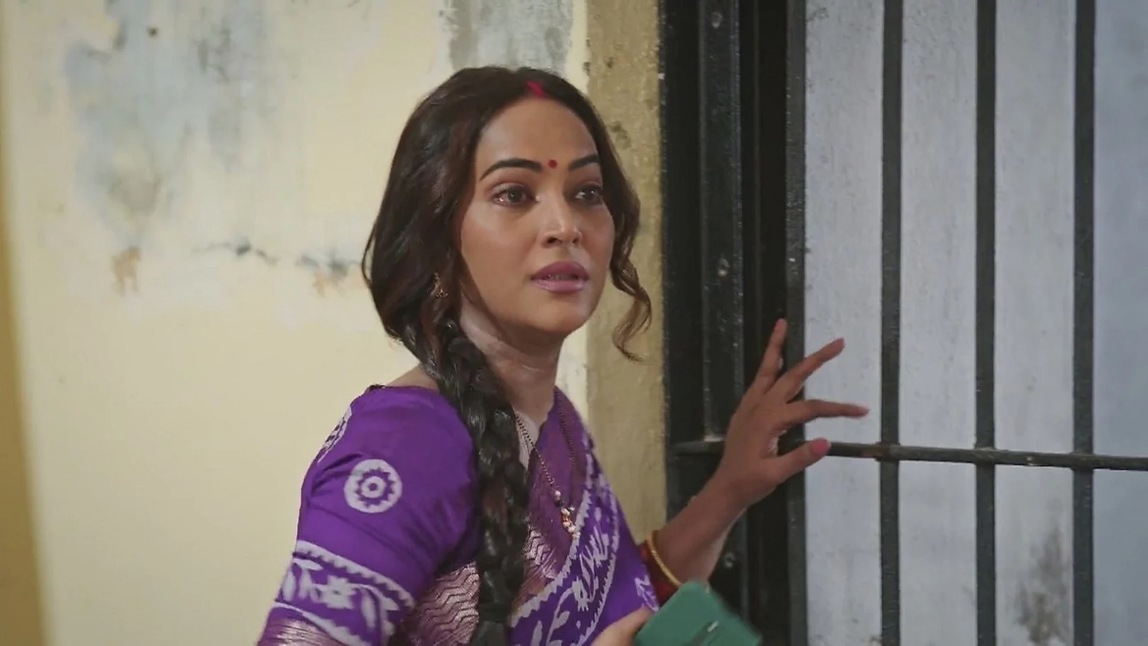 Shikhar Beats Up Pandey 10th December 2024 Webisode