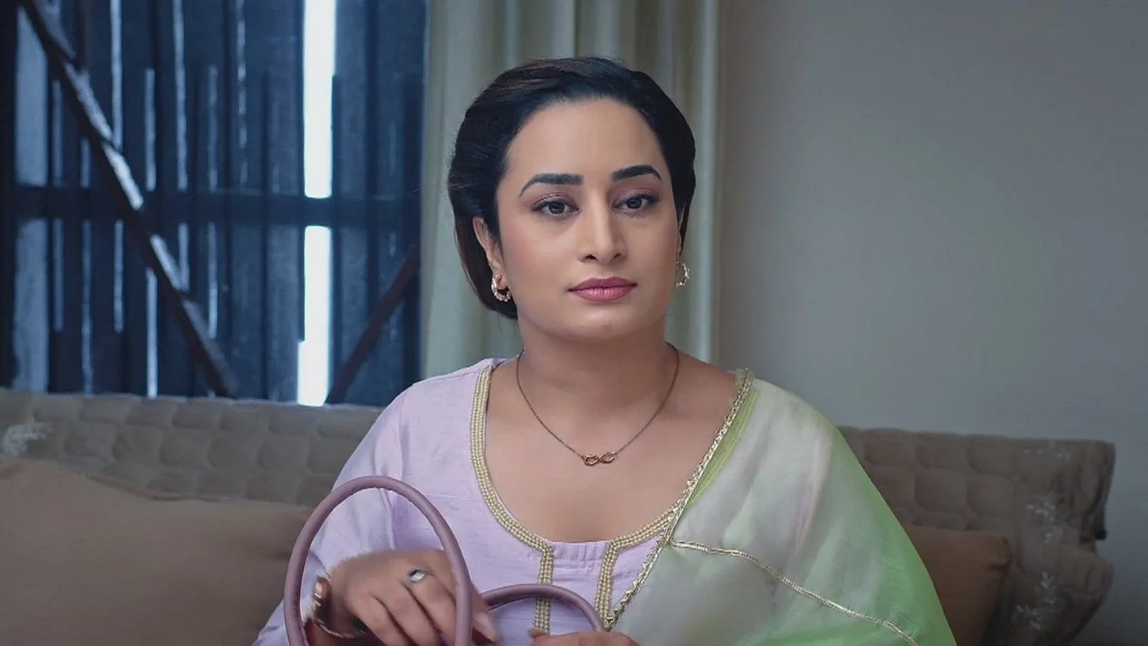 Ridhi Lays Blame on Angad 14th December 2024 Webisode