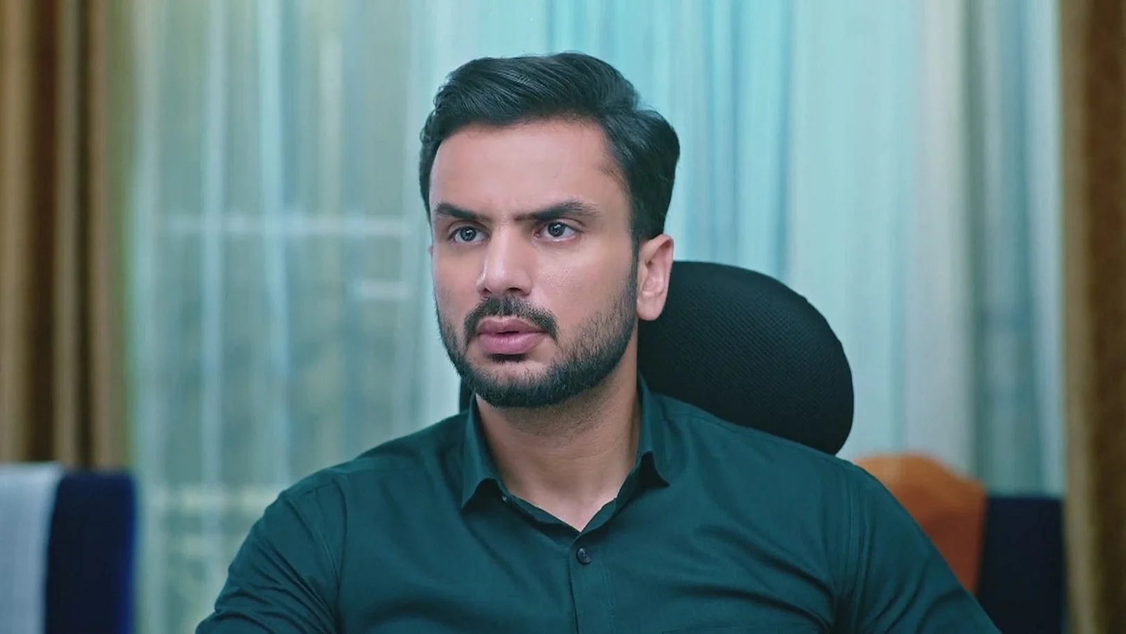 Ridhi Condemns Angad’s Actions | Nava Mod 