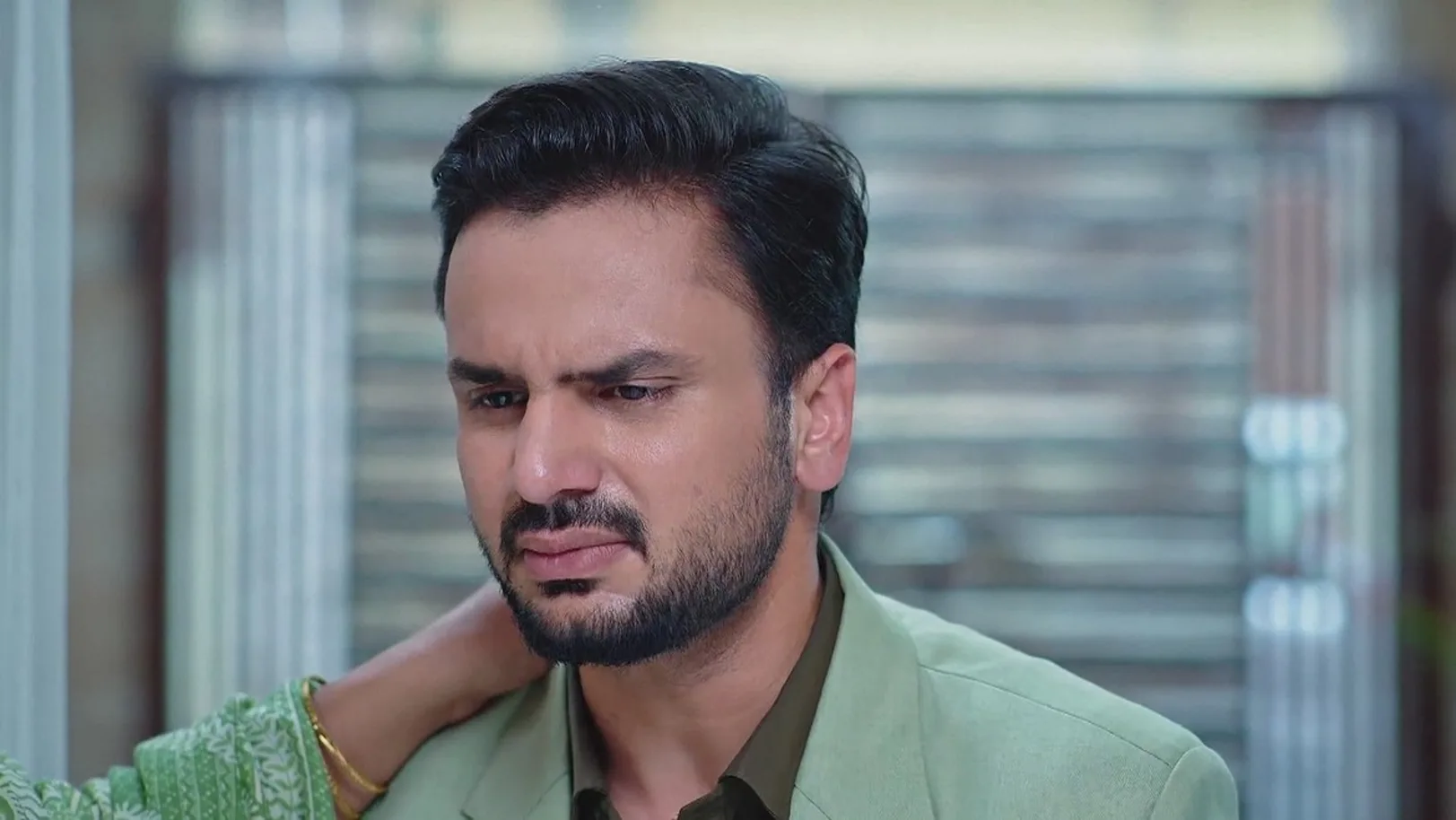 Angad Makes Gaurav's Mother Emotional 16th December 2024 Webisode
