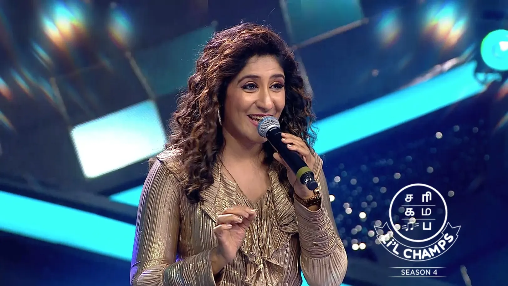 Golden Performance Award for Hemithra and Yogesh Episode 29