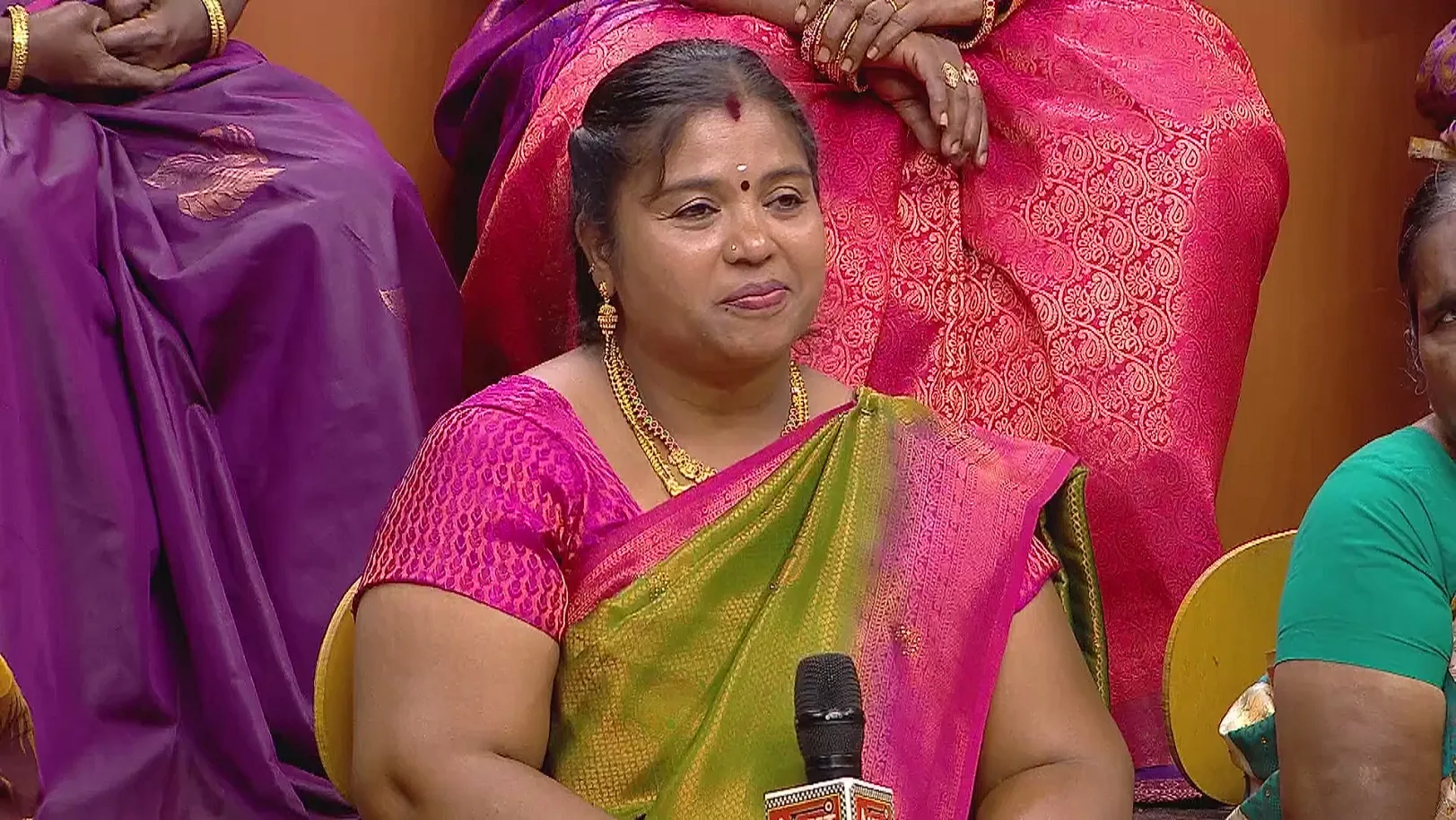 A Participant Talks About Her Husband - Tamizha Tamizha S3 