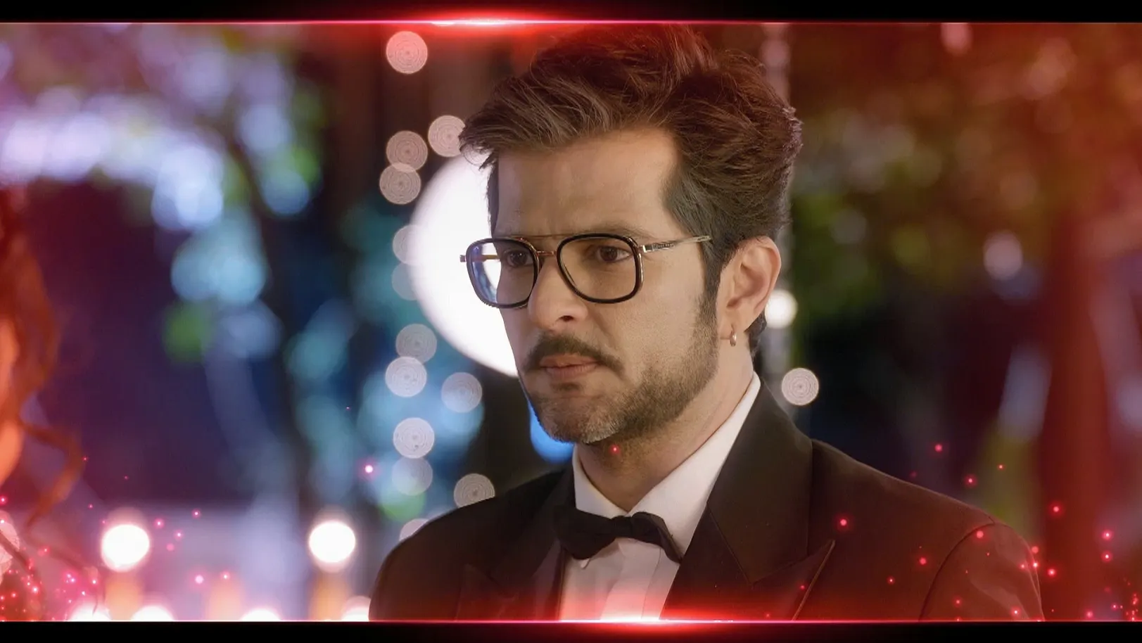 AJ Professes His Love to Leela - Navri Mile Hitlerla - Promo
