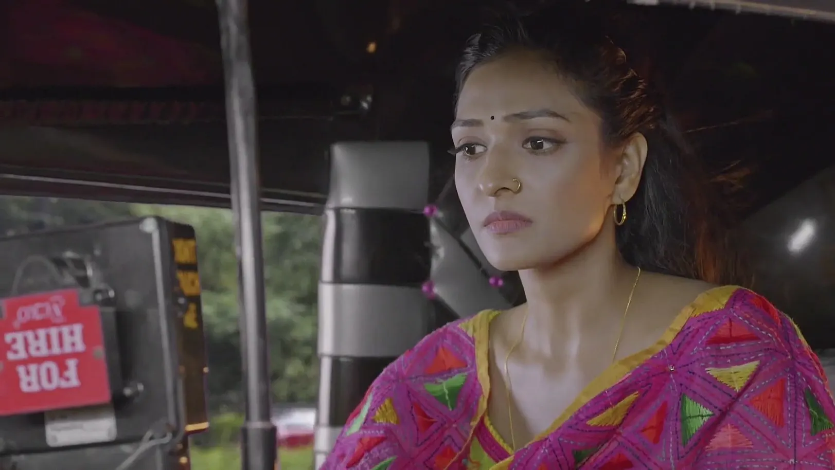 Lakshmi Follows Malishka - Bhagya Lakshmi 