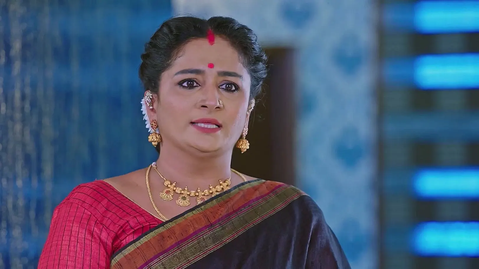 Veerendranath Comforts Vijaya - Shravani Subramanya 