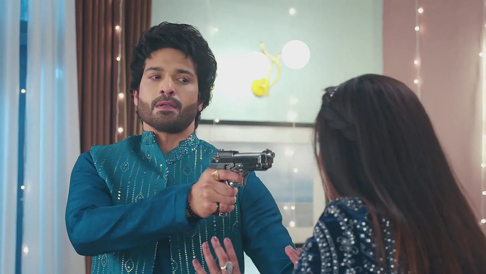 Suraj Asks Jagriti for the Truth - Jagriti 