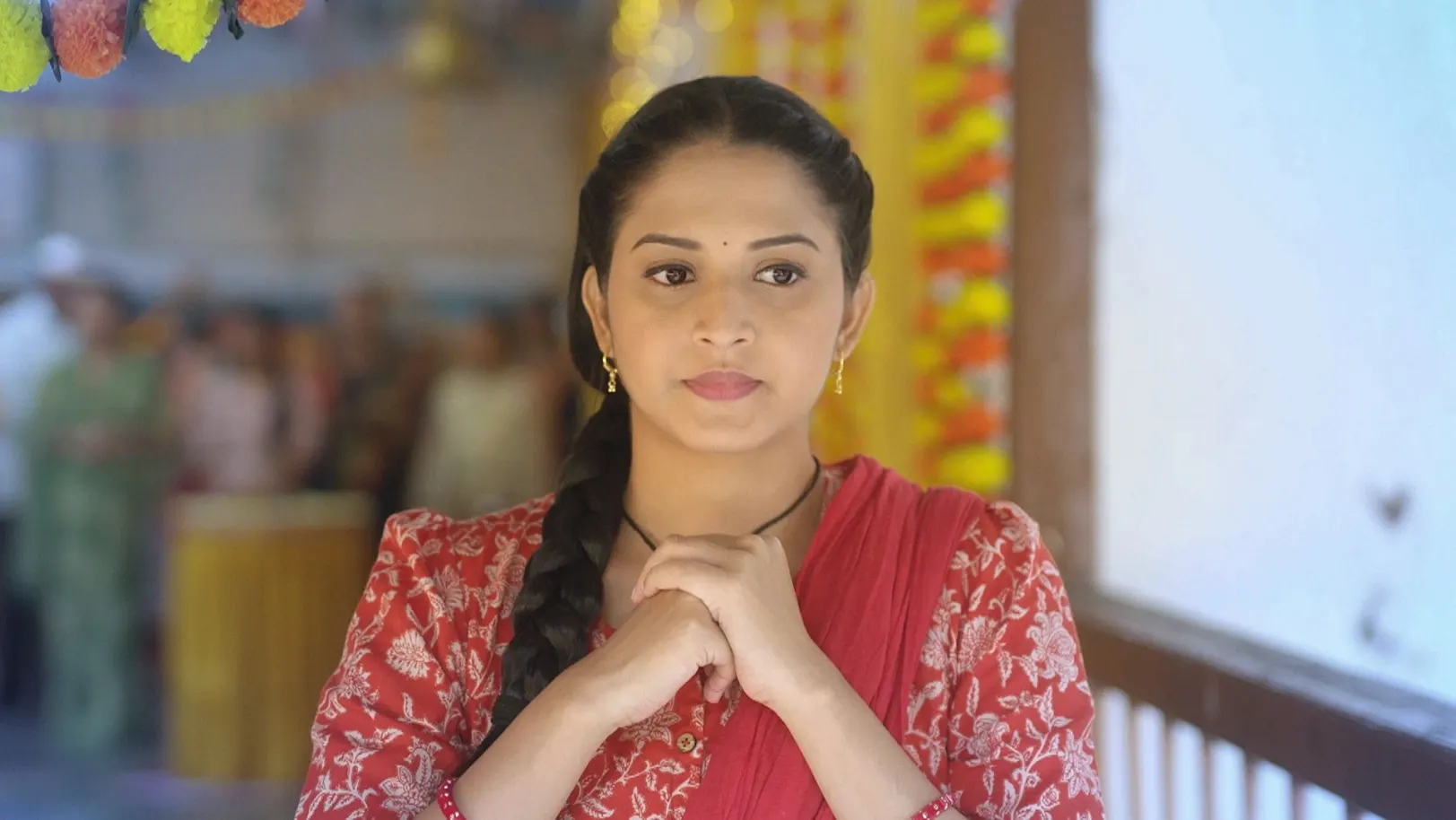 Meera Gives a Promise to the Villagers - Tula Japnaar Aahe - Promo