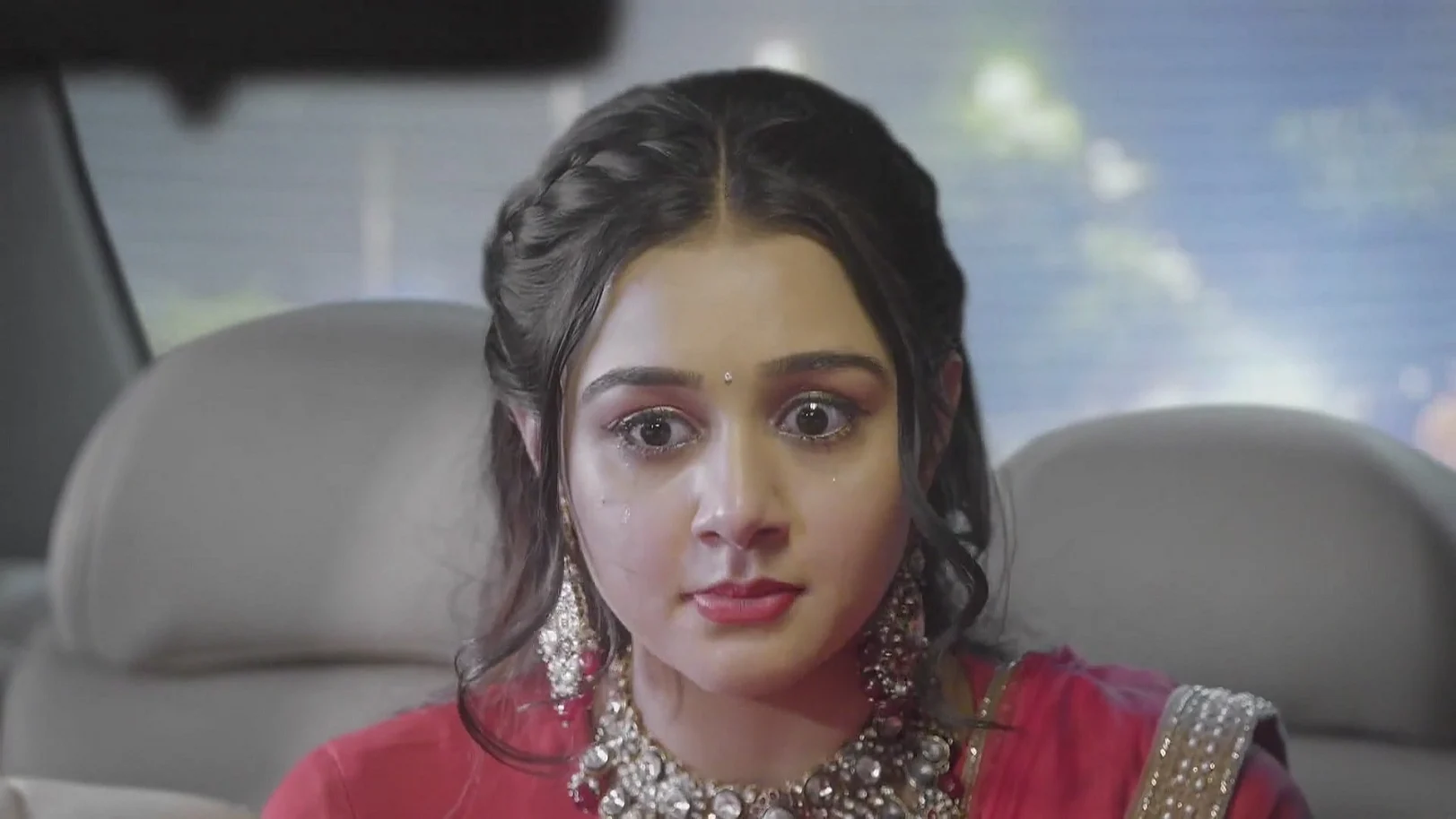 Shalu Worries as Lakshmi Doesn't Come Home 7th March 2025 Webisode