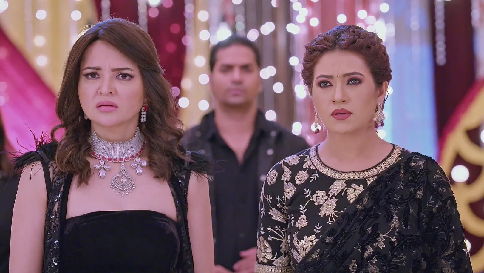 Aayush Lashes Out at Anushka's Action - Bhagya Lakshmi 