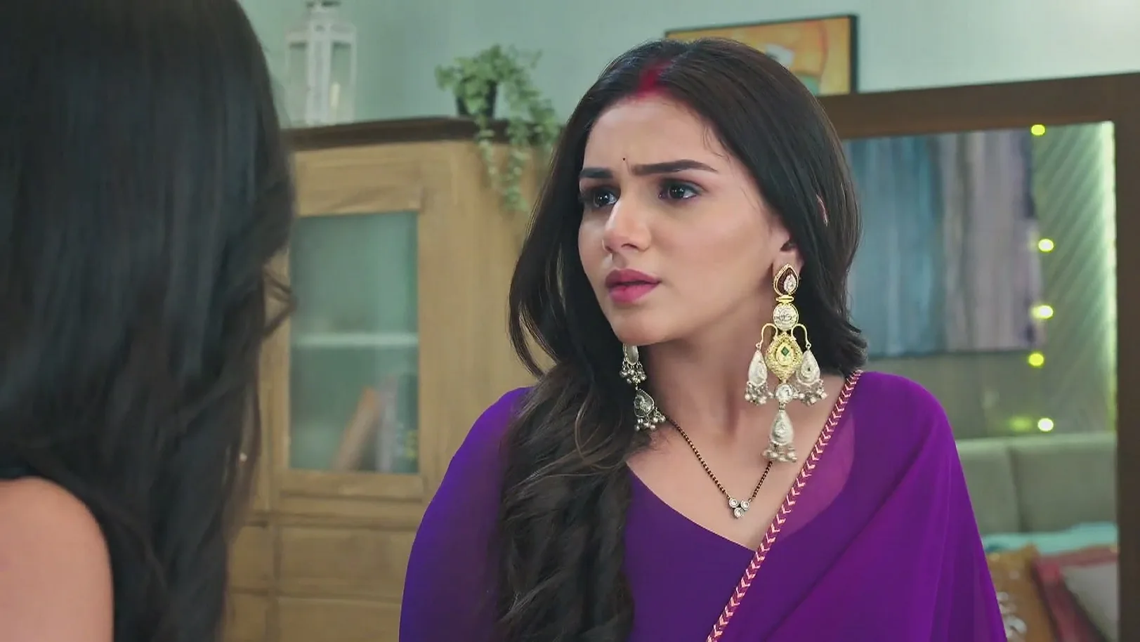 Sapna Tells Jagriti about Suraj's Plan - Jagriti 