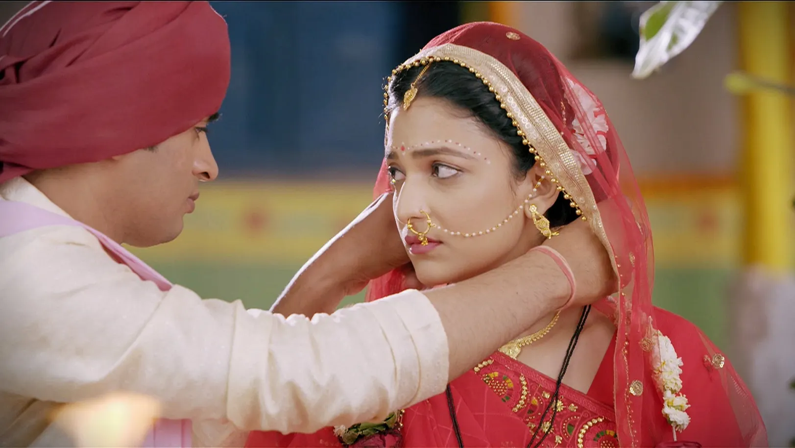Vishambhar Marries Meera - Bheema - Promo