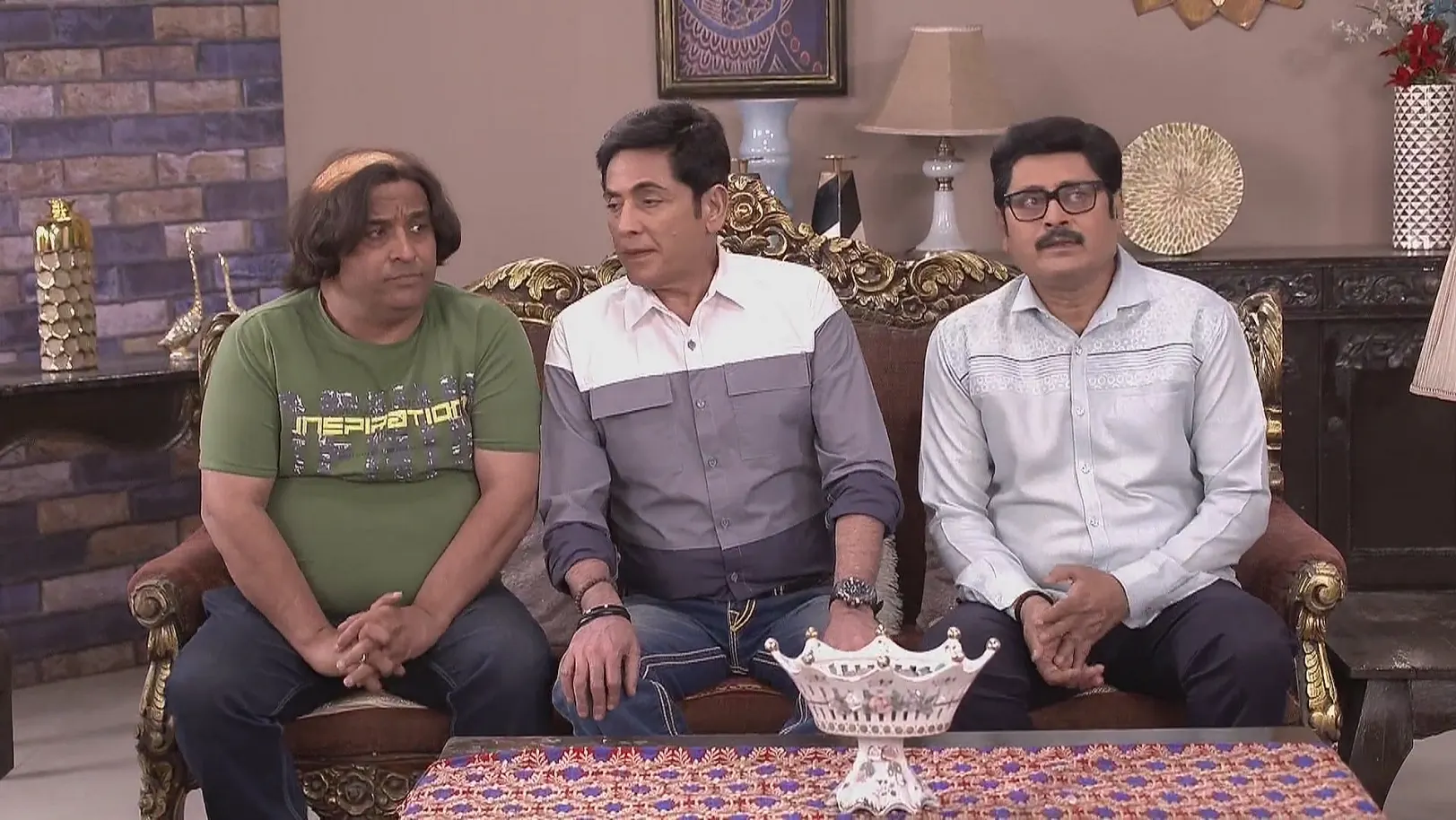 Tiwari and Vibhuti Visit Mani and Ratnam - Bhabi Ji Ghar Par Hai 