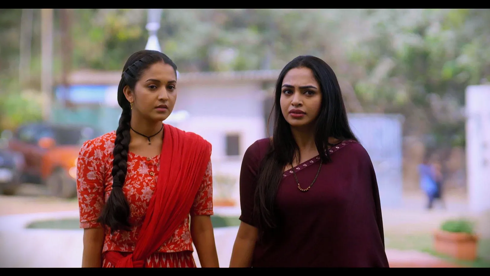 Will Meera be Able to Protect Veda? - Tula Japnar Aahe - Promo
