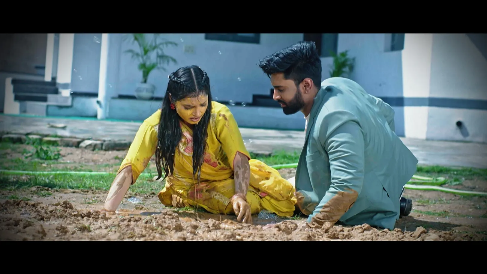 Jasmine Compares Arjun with Aditya - Kashni - Promo