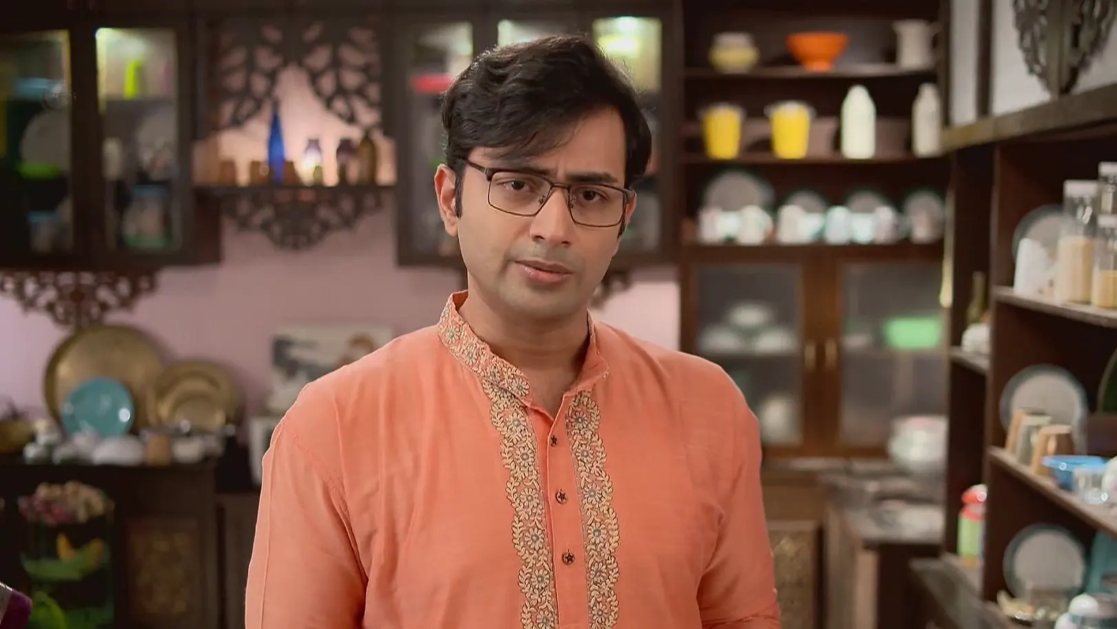 Gayetri Feels Awkward around Prokash 10th April 2025 Webisode