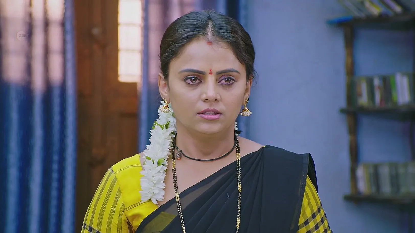 Chalvi Tries to Comfort Srinivas and Lakshmi - Lakshmi Nivasa 