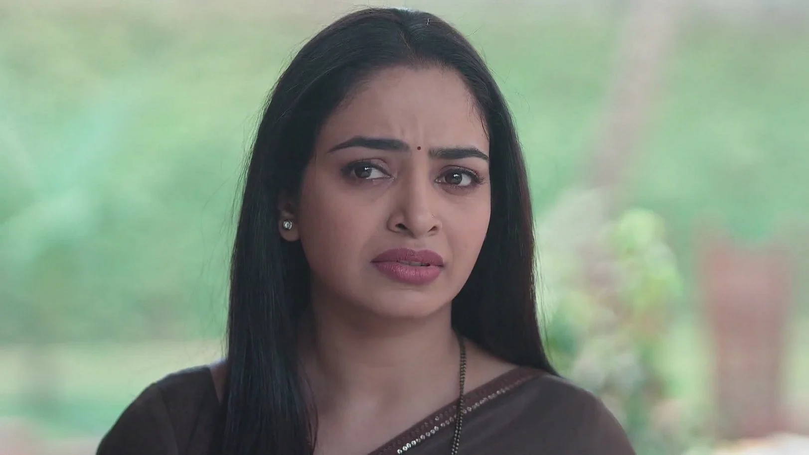 Maya Decides to Oust Meera - Tula Japnar Aahe 10th April 2025 Webisode
