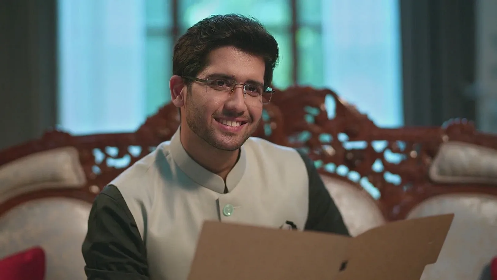 Atharva Is Excited to Meet Veda - Tula Japnar Aahe 11th April 2025 Webisode