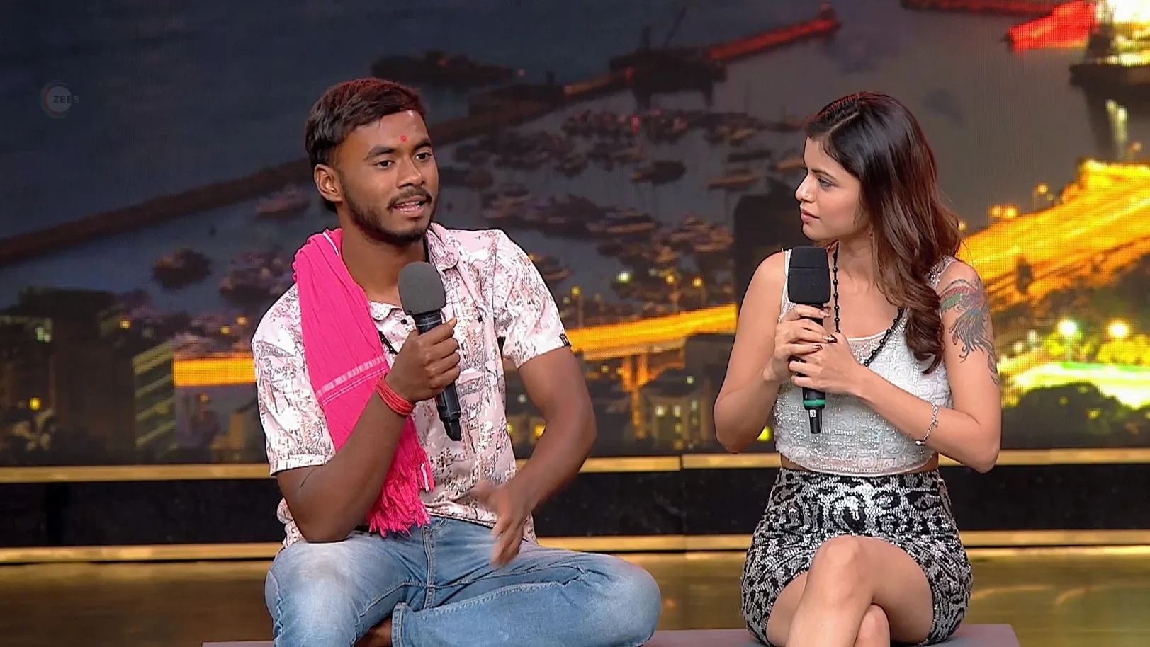 Atharva Performs a Skit with Anushree - Chal Bhava Cityt 