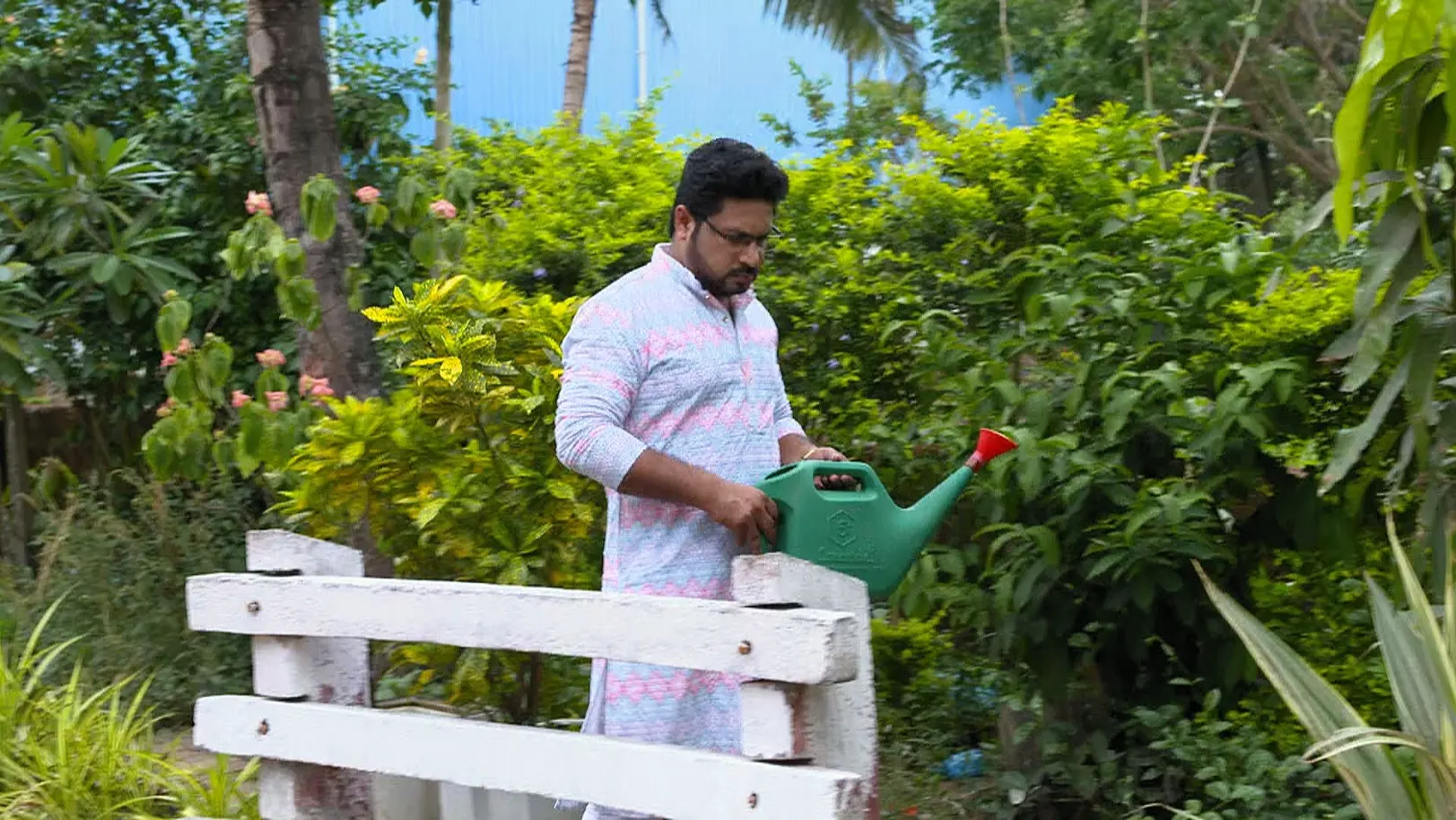 Tu Khara Mun Chaai - 18 April, 2025