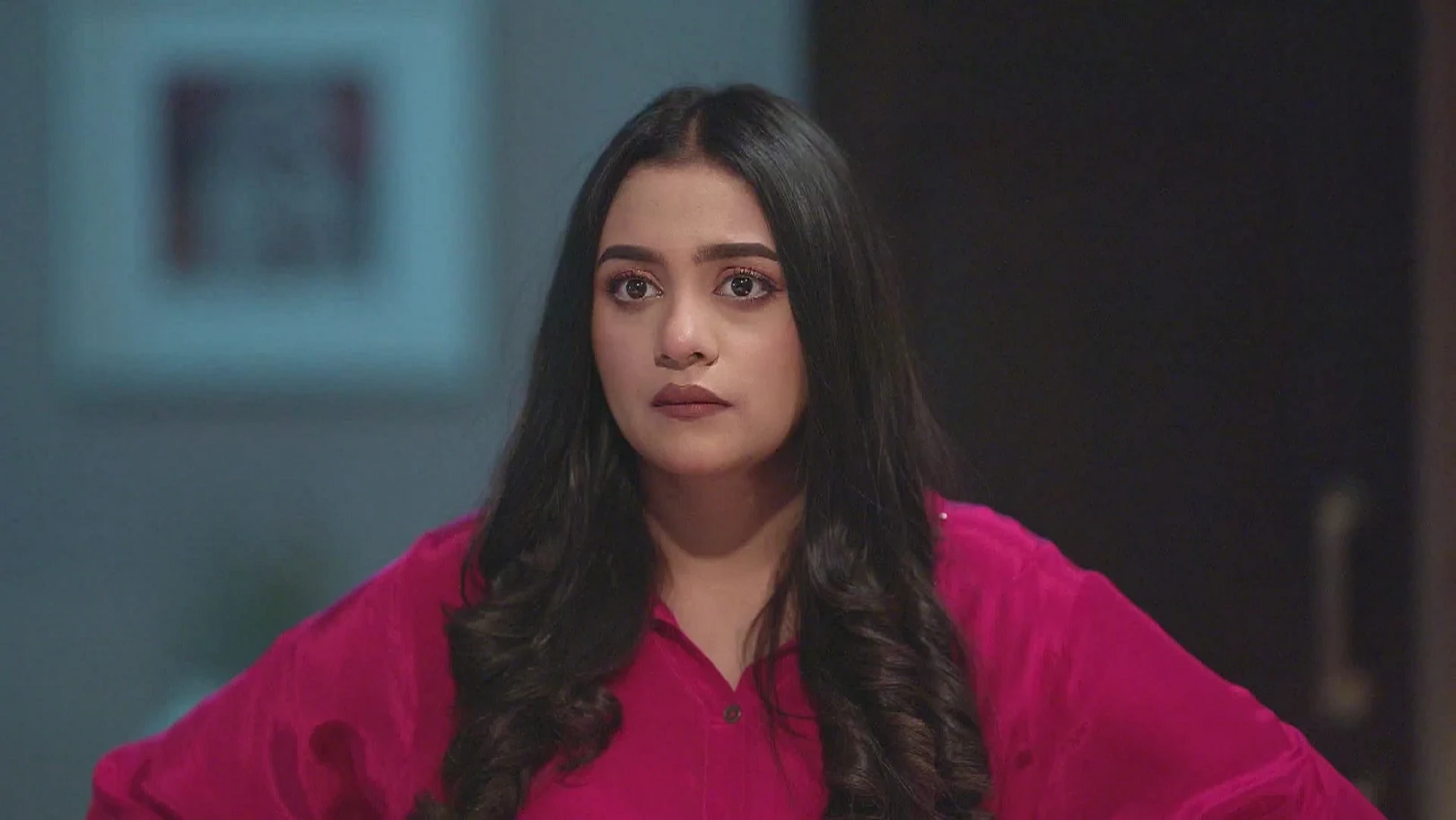 Meera Mimics a Ghost to Entertain Veda - Tula Japnar Aahe 15th April 2025 Webisode