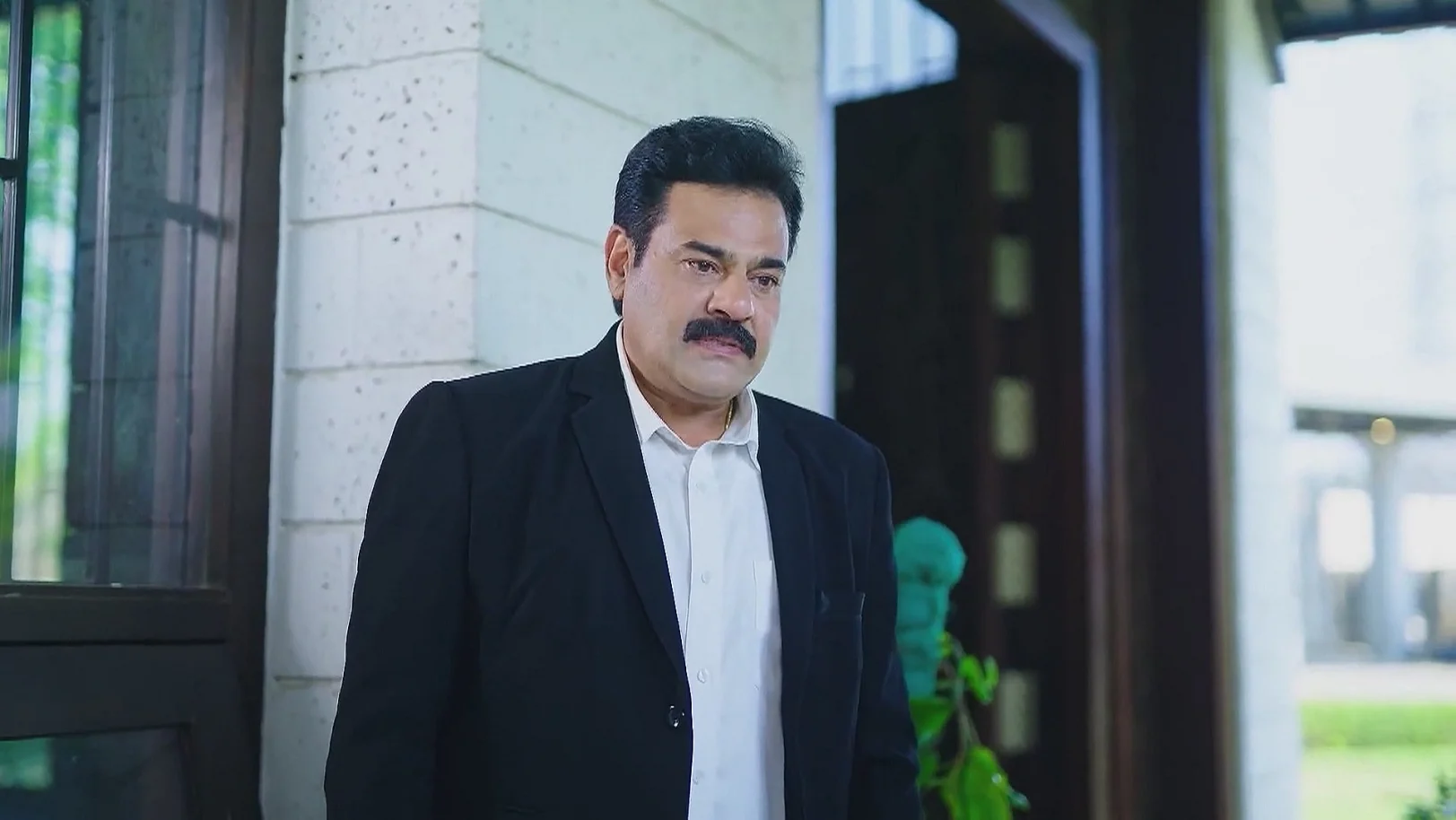Goutham Asks Shakuntala to Return a Cheque 19th April 2025 Webisode