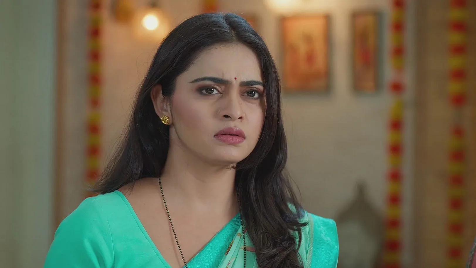 Suhas Searches for Money in Aaji's Room 26th April 2025 Webisode