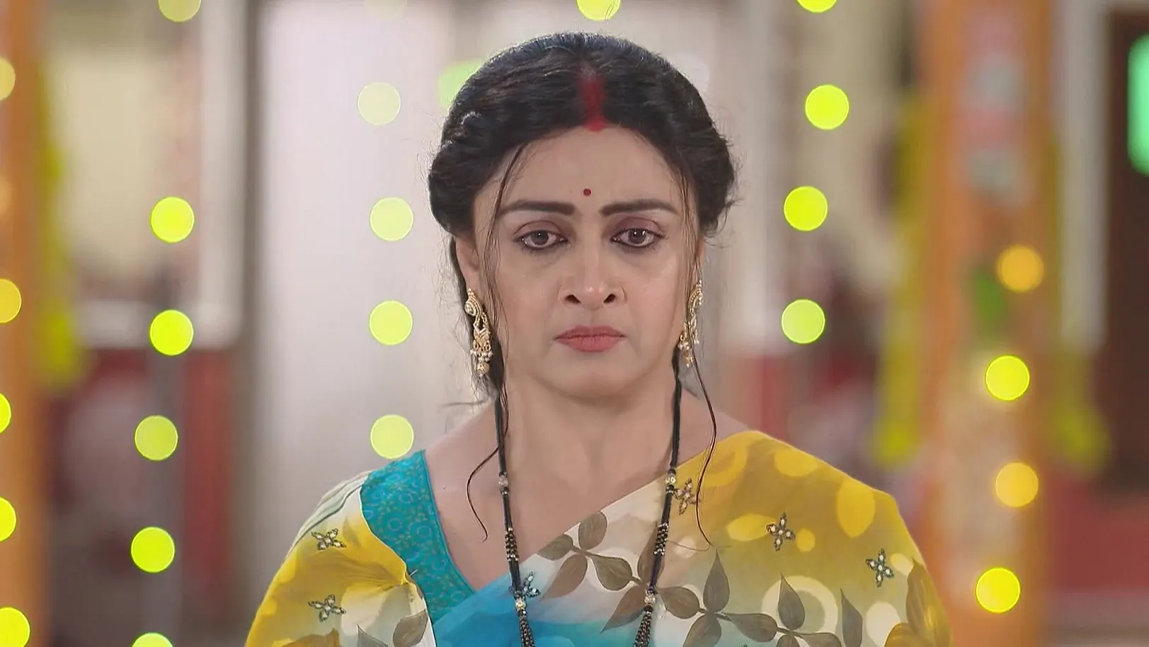 Madhav Pretends to Be Unwell - Sandhya Ragini 