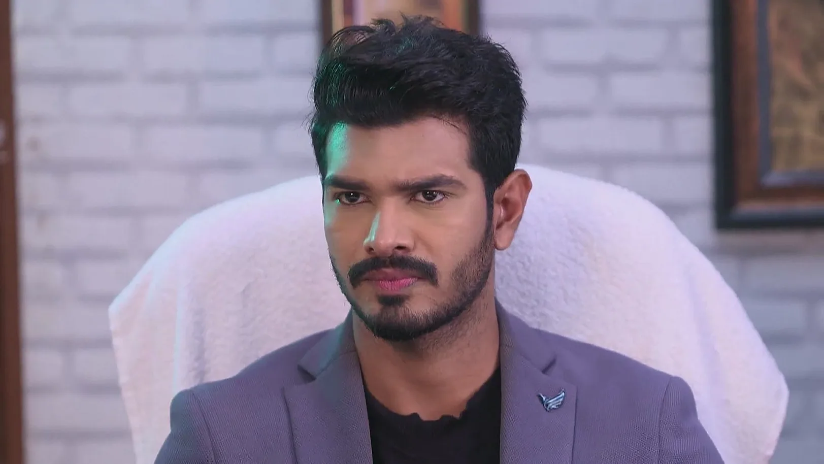 Abhi's Actions Anger Mani - Tu Khara Mun Chaai 