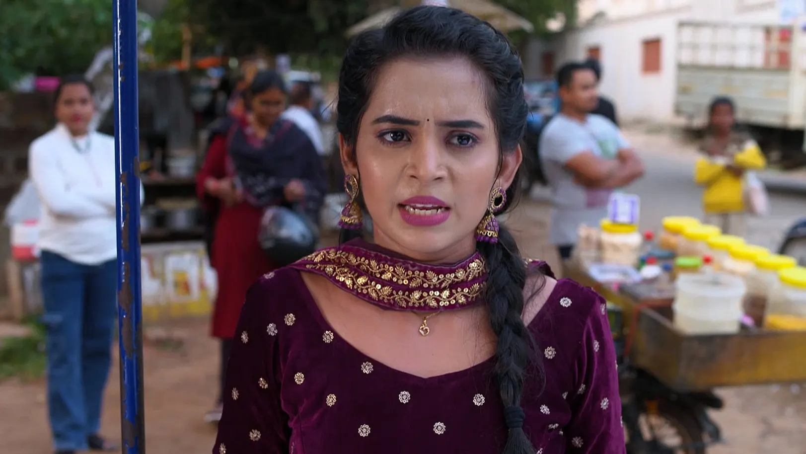 Tu Khara Mun Chaai - 24 April, 2025