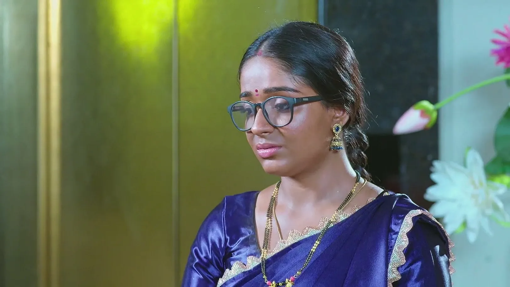 Sukanya Speaks Ill about Deepa - Brahmagantu 
