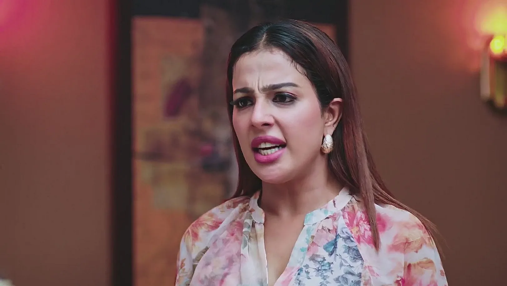 Malavika Supports Durga against Maya - Naa Ninna Bidalaare 