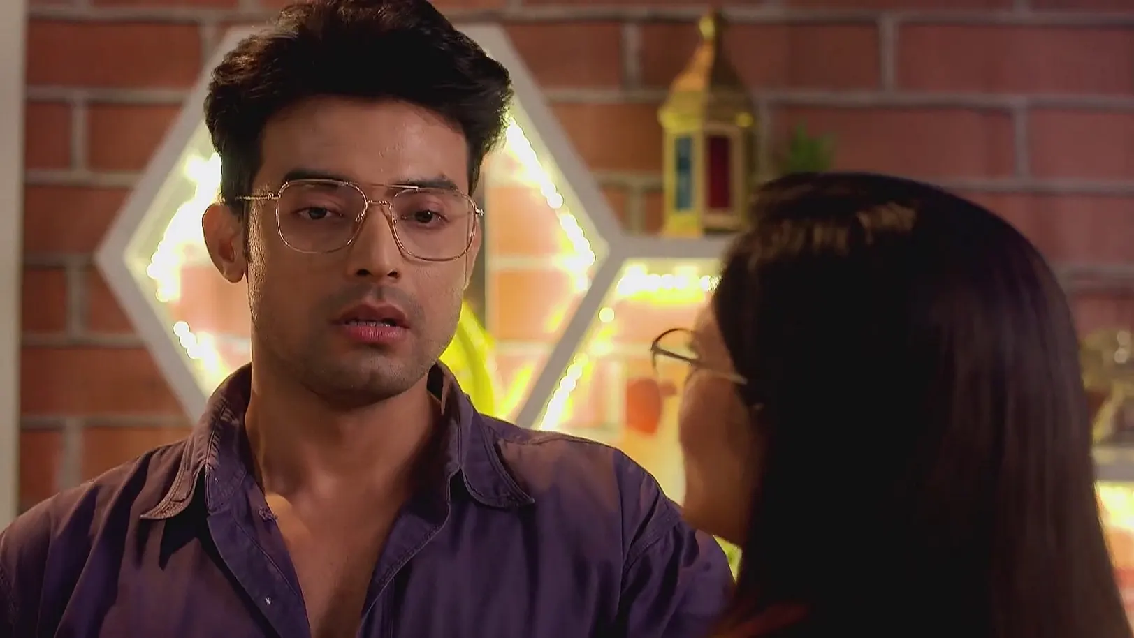 Aniket and Shyamoli Meet at a Cafeteria- Kon Gopone Mon Bheseche 21st April 2025 Webisode