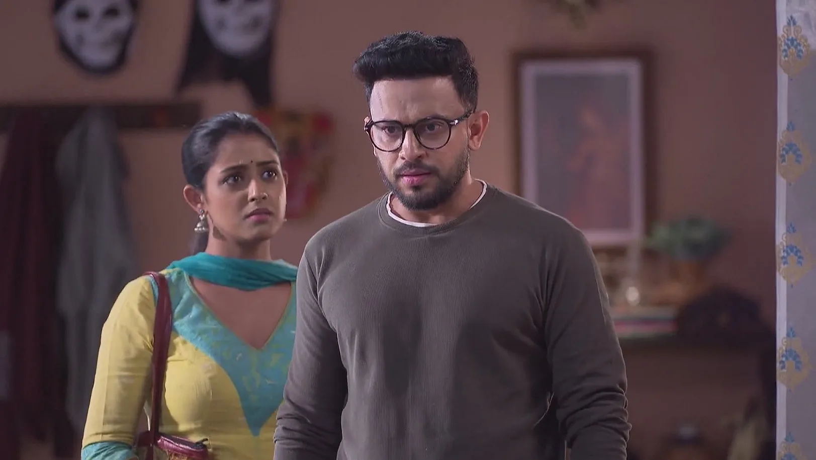 Turjyo Hides All Photos from Parul - Parineeta 