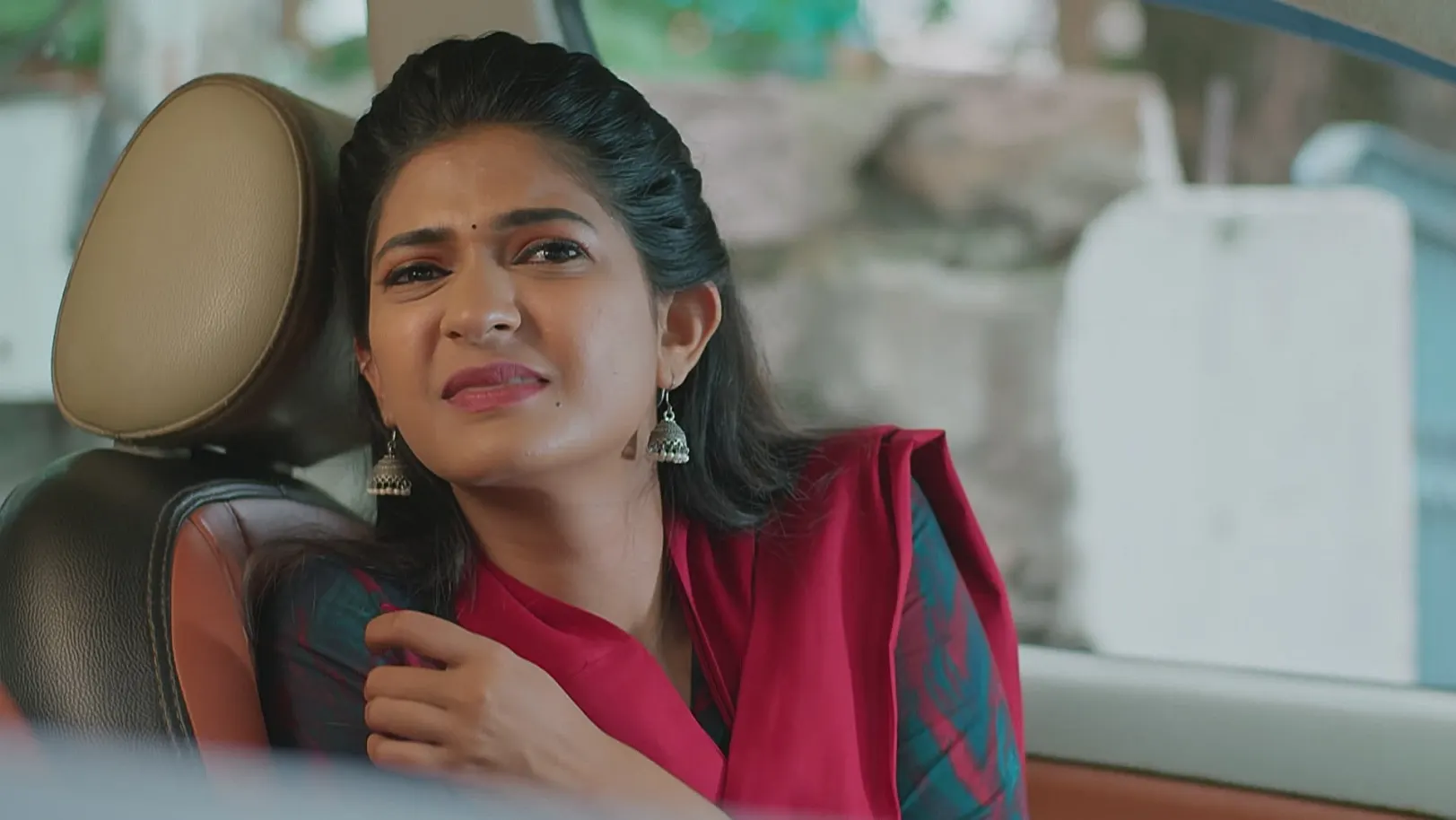 Tere Chehre Se Nazar Nahi Hatati - April 23, 2025 - Episode Spoiler