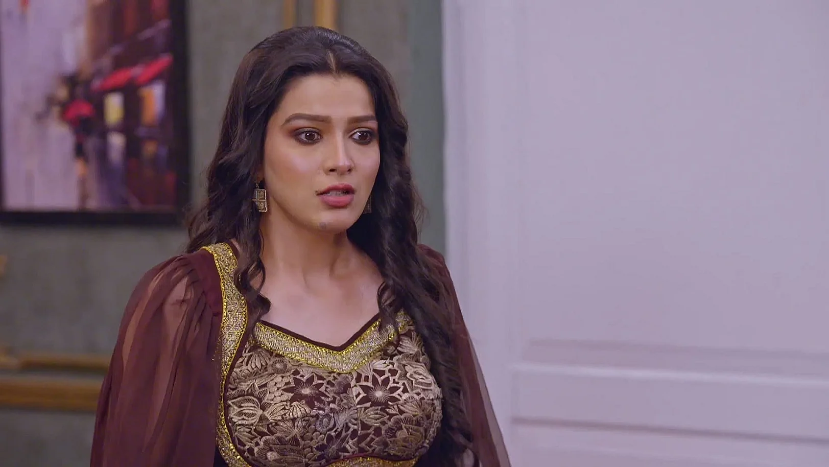 Lakshmi Locks Anushka in a Room - Bhagya Lakshmi 