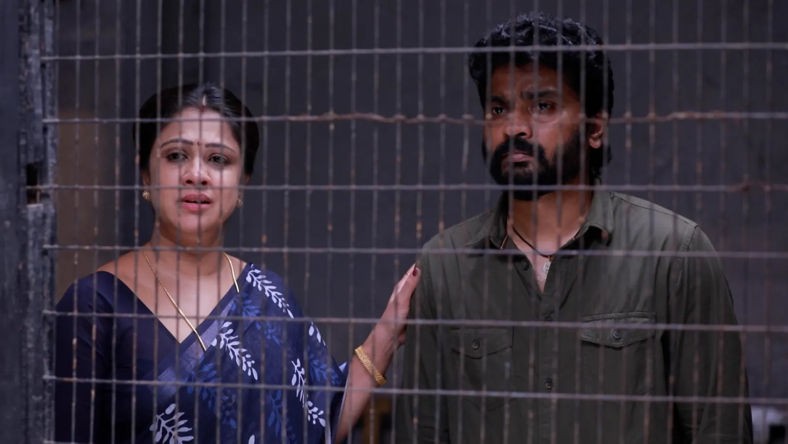 Karthik Comforts Anandi 25th April 2025 Webisode